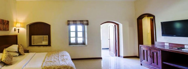 2204/Palanpur Palace - Mount Abu 08.jpg